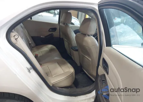 2014 Chevrolet Malibu 1Lz z USA, uszkodzony, nr VIN 1G11H5SL4EF261971